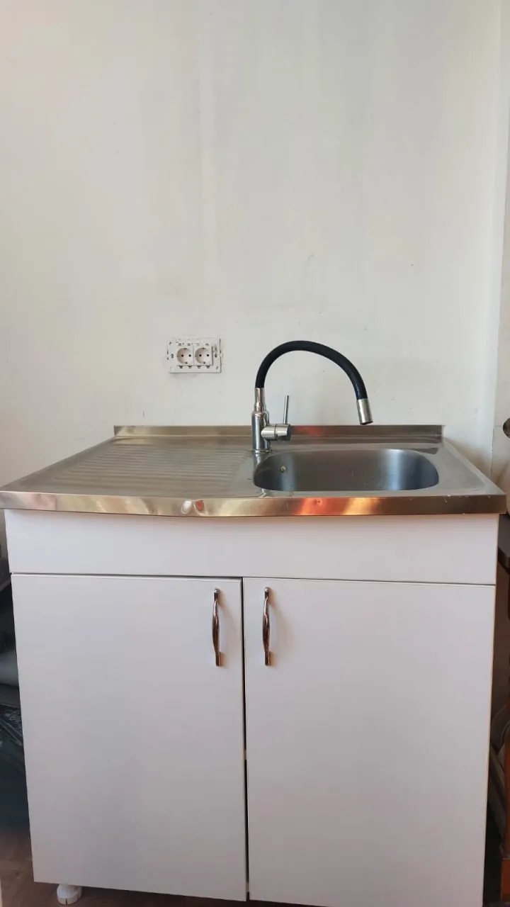 Кухонный шкаф с раковиной 60x60x85 см Детелинара 2
