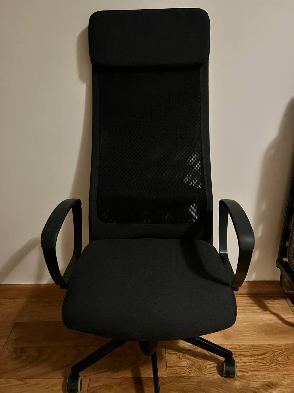 Кресло IKEA Markus 1