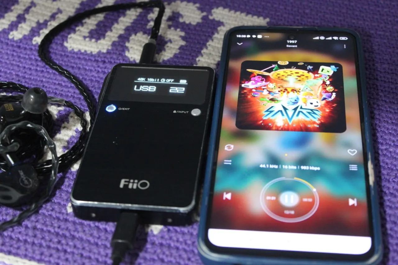 ЦАП-усилители лот Lightning Fiio Earmen Colibri Земун 3