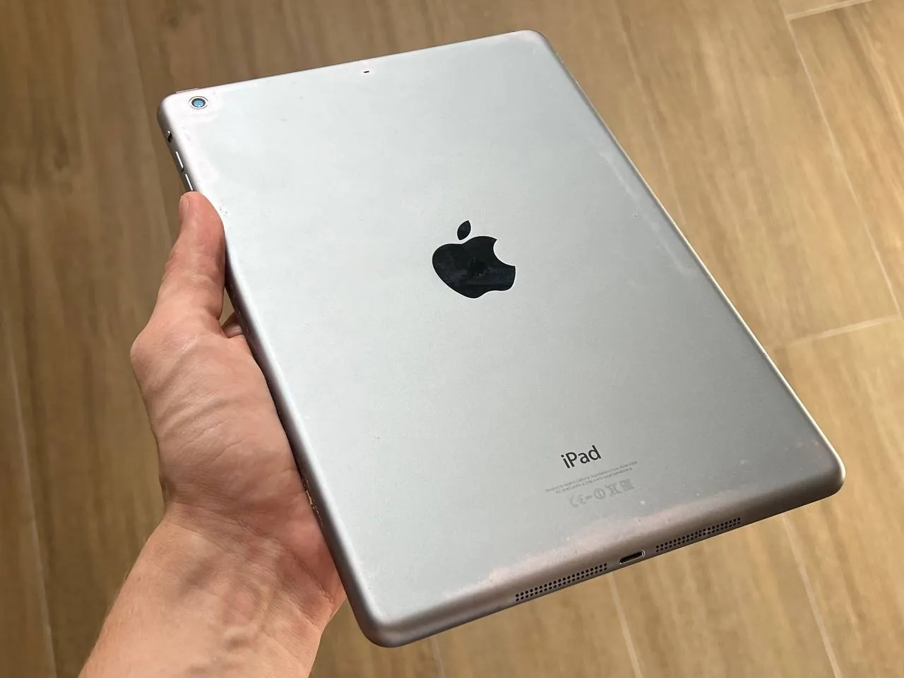 IPad Air первого поколения с чехлом Нови-Сад 4