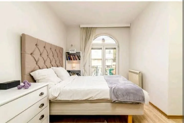 Трёхкомнатная квартира 67 м² на Звездаре 5