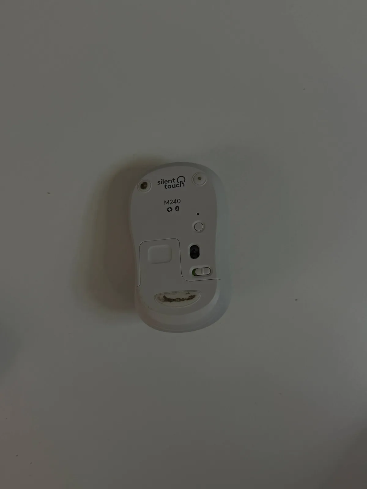 Клавиатура Redragon мышь Logitech микрофон Trust 2