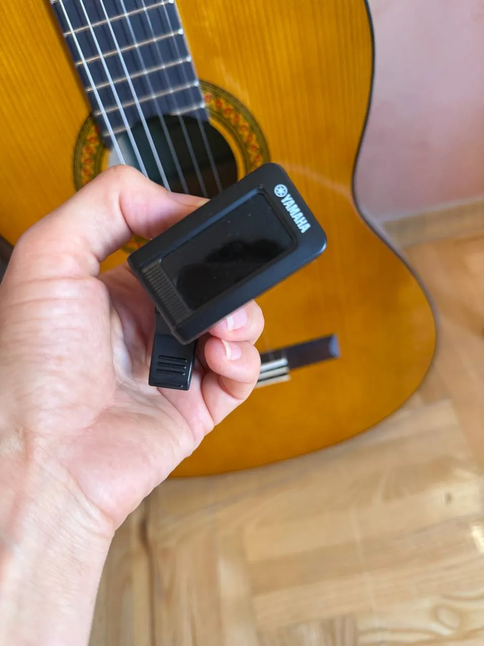 Гитара Yamaha C40 классическая 4/4 с комплектом 3