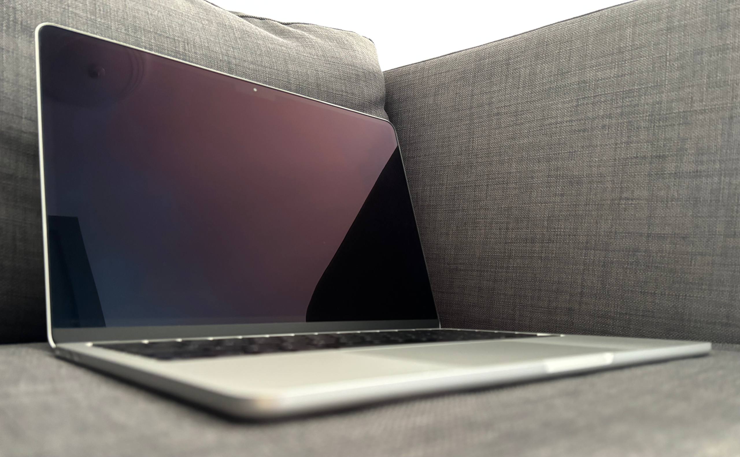 MacBook Air M3 13 8 256 3