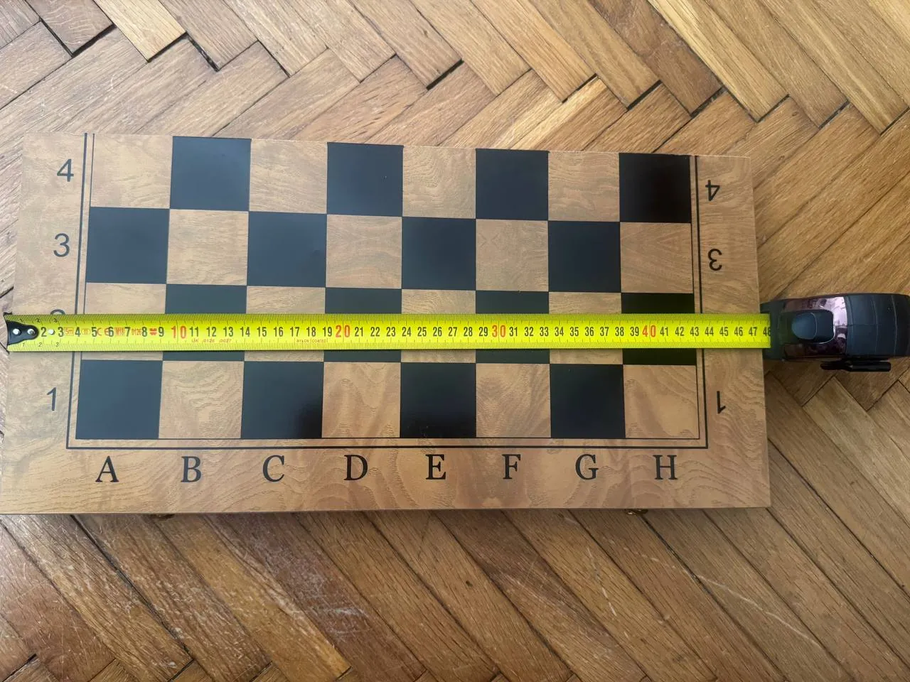 Шахматы шашки нарды в коробке 4