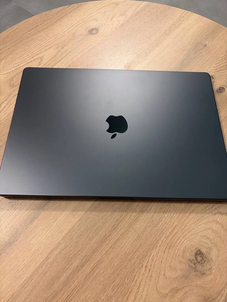 MacBook Pro 16 M3 Max 36 ГБ Space Black 2