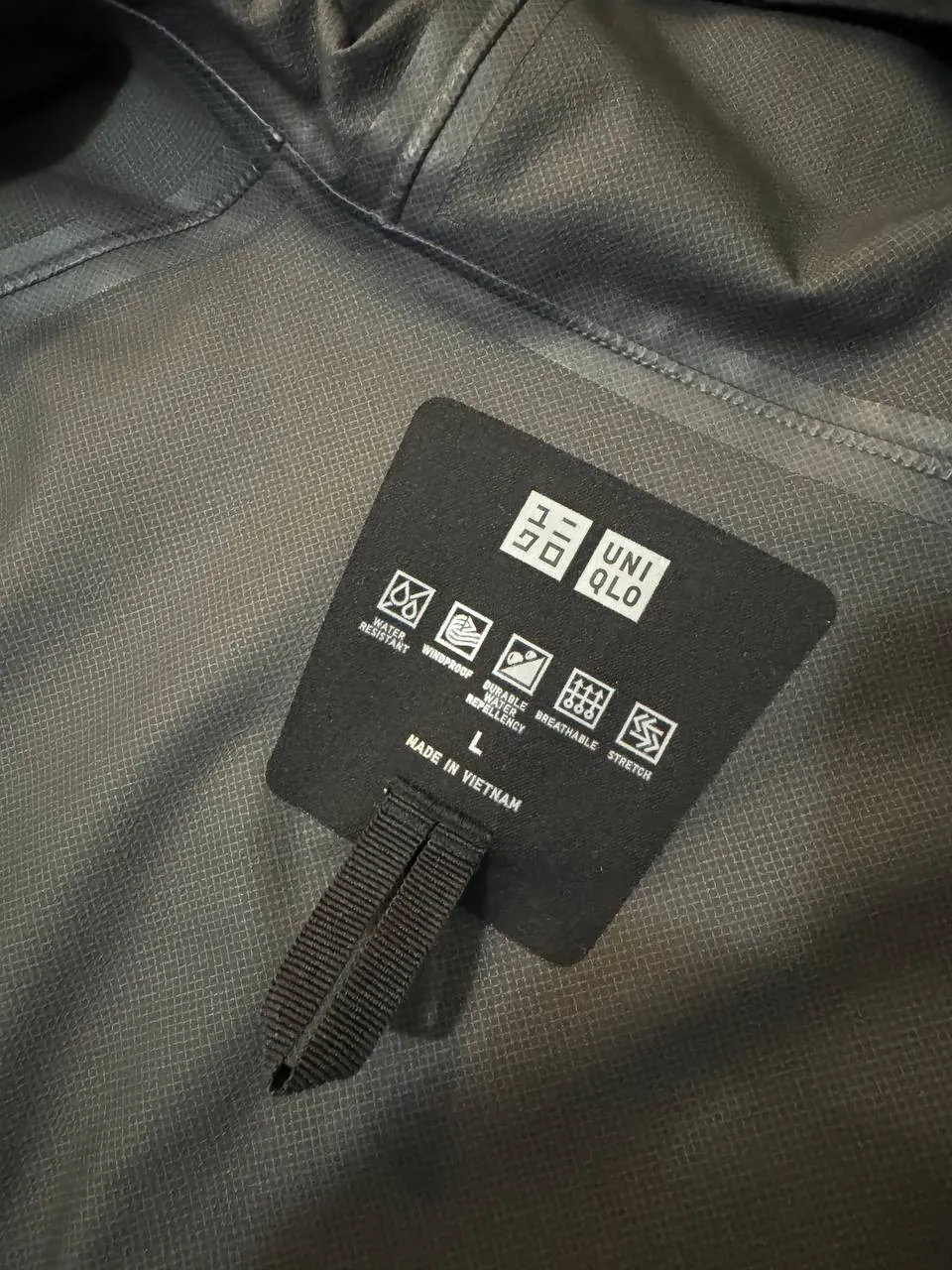Мужская куртка Uniqlo водонепроницаемая Нови-Сад 4