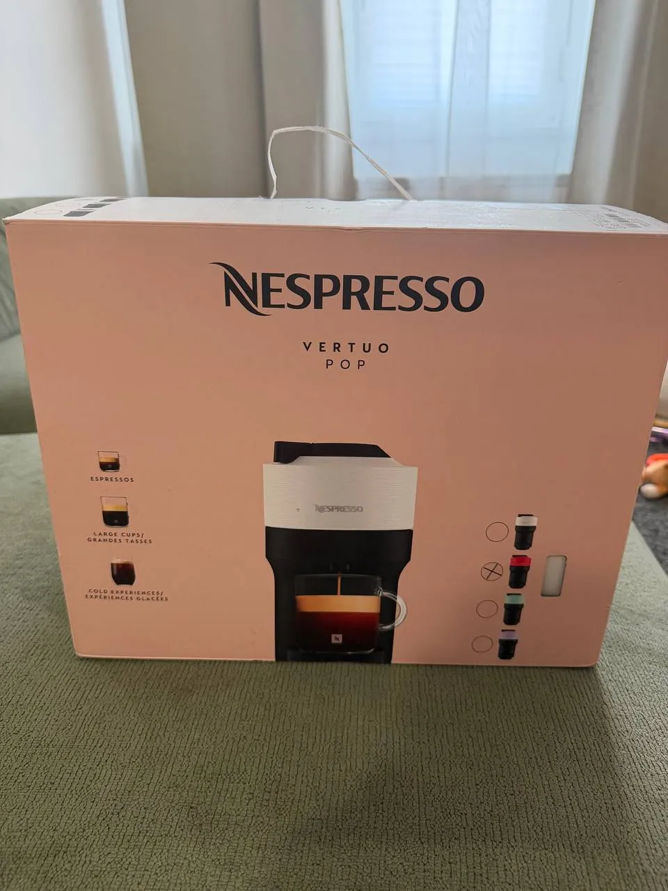 Кофемашина Nespresso почти новая Нови-Сад 3