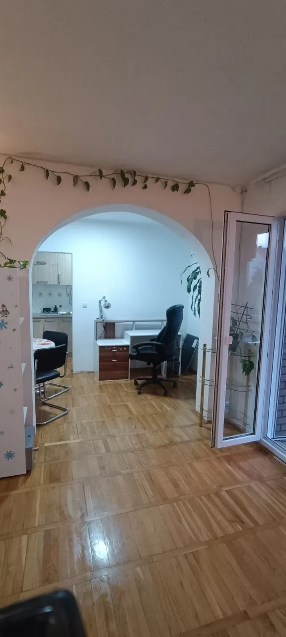 Трёхкомнатная квартира 80 м² Жарково 4