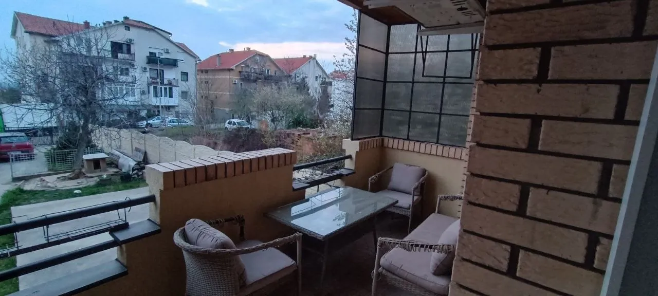Трёхкомнатная квартира 80 м² Жарково 1