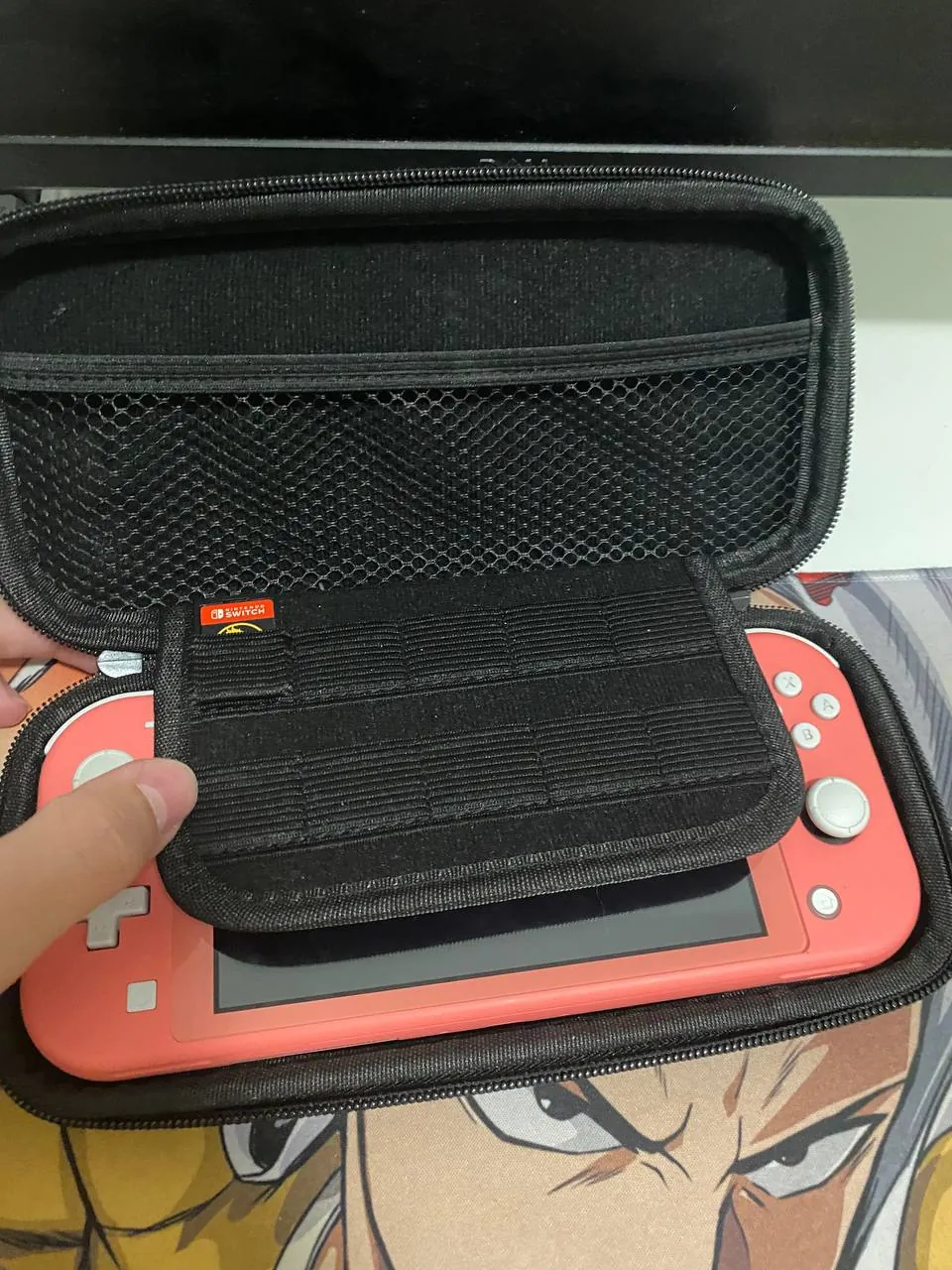 Nintendo Switch Lite розовый с картриджем 4