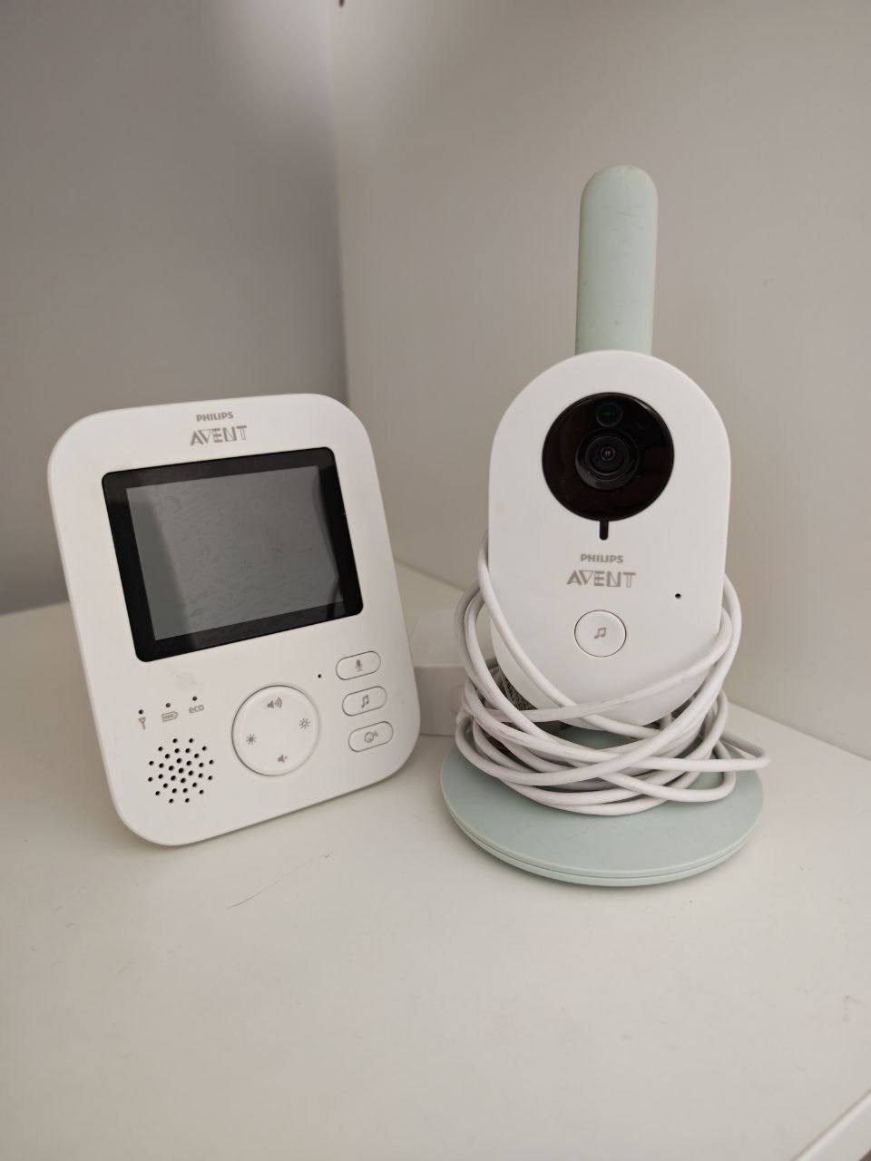 Видеоняня Philips Avent SCD831 1