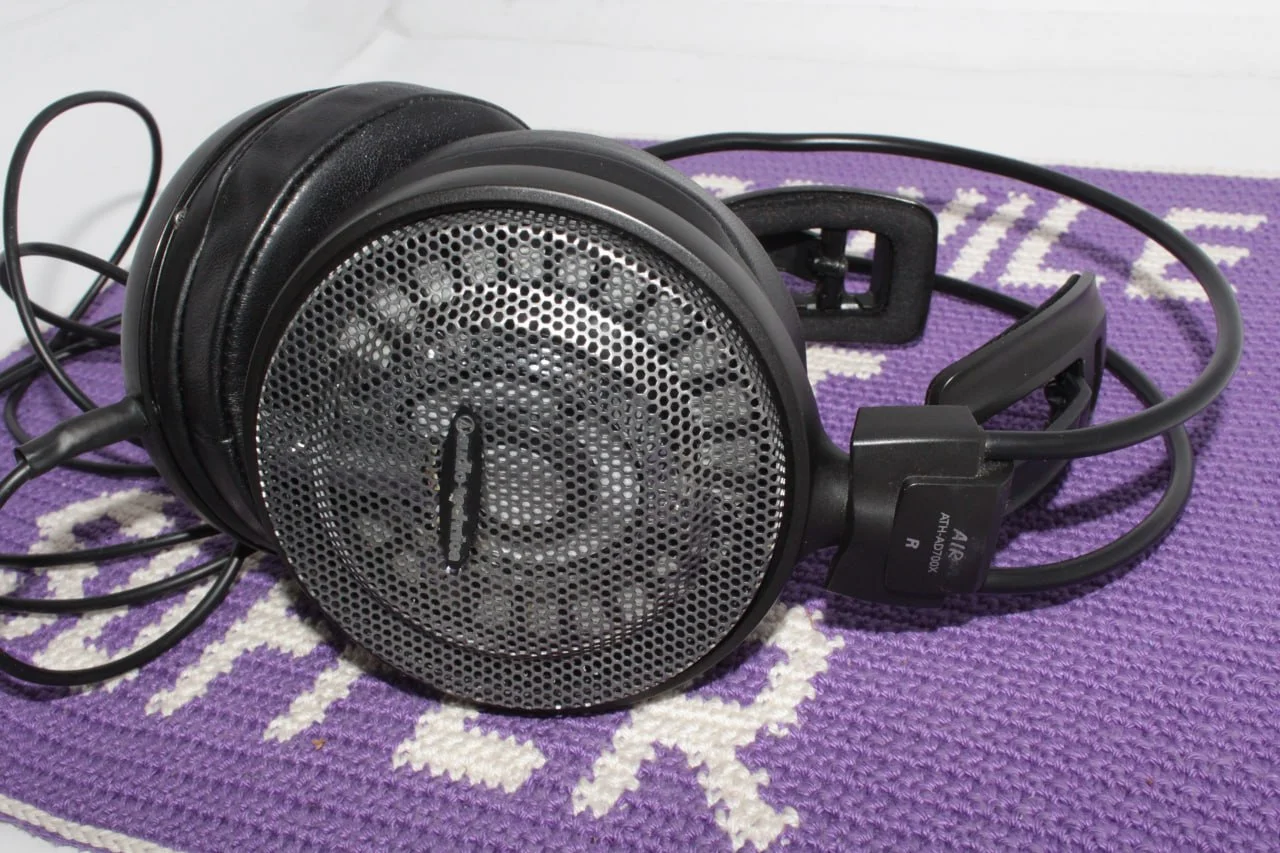 Наушники проводные Audio-Technica Beyerdynamic Sony Denon 4