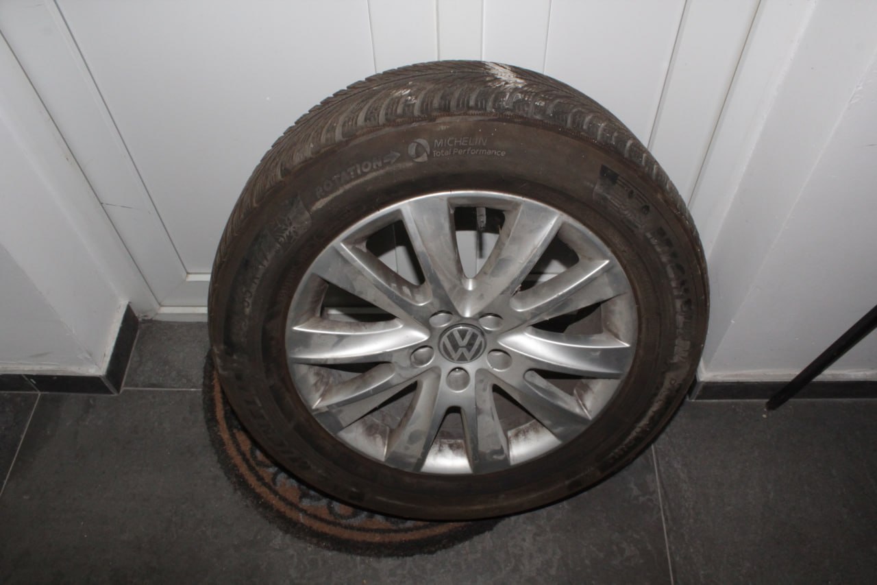Колеса Volkswagen Touareg Michelin 235/55 R17 1