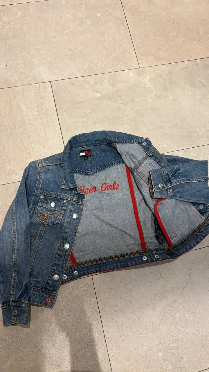 Детская одежда Lassie Mayoral HM Tommy Hilfiger и кроссовки Adidas 4