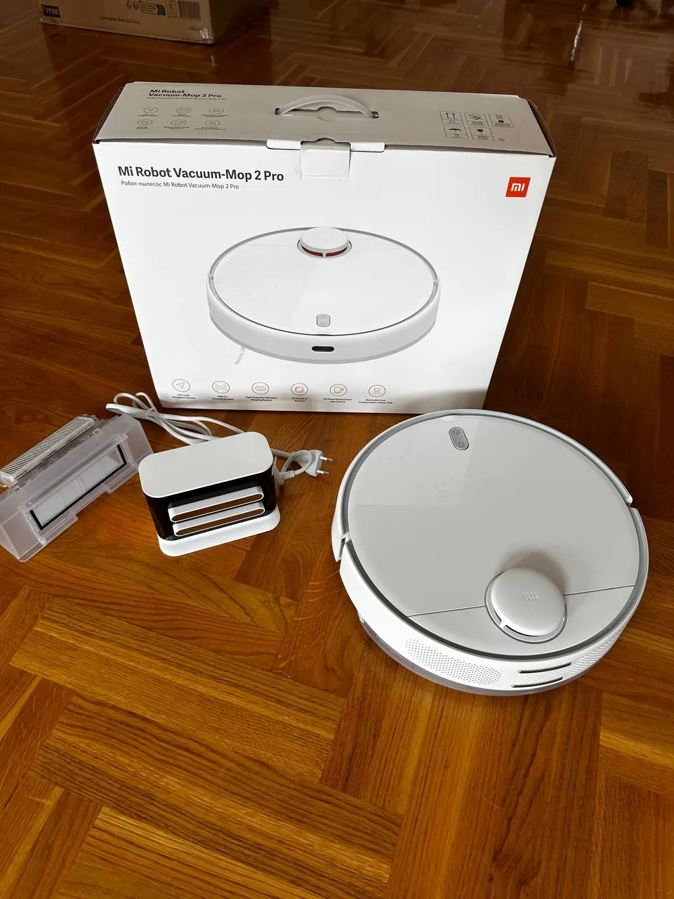 Пылесос Xiaomi Mi Robot Apple Watch обувница и другие товары 1