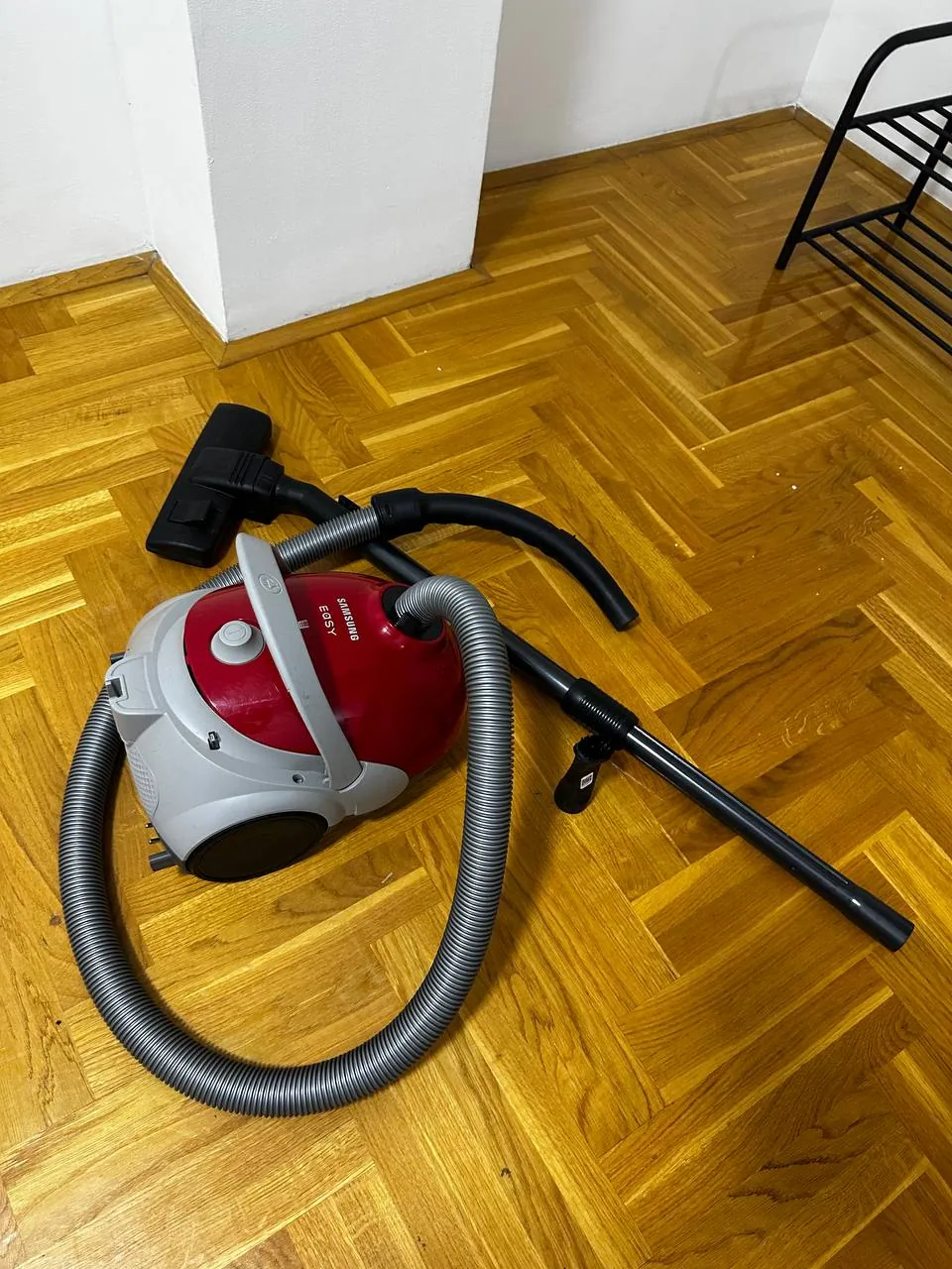 Пылесос Xiaomi Mi Robot Apple Watch обувница и другие товары 2