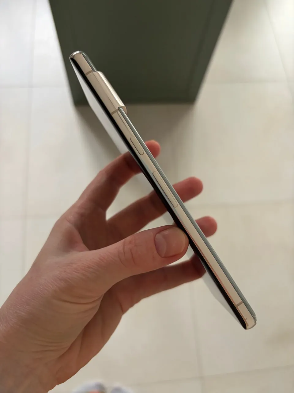 Google Pixel 7 Pro 12/128 ГБ Hazel 3