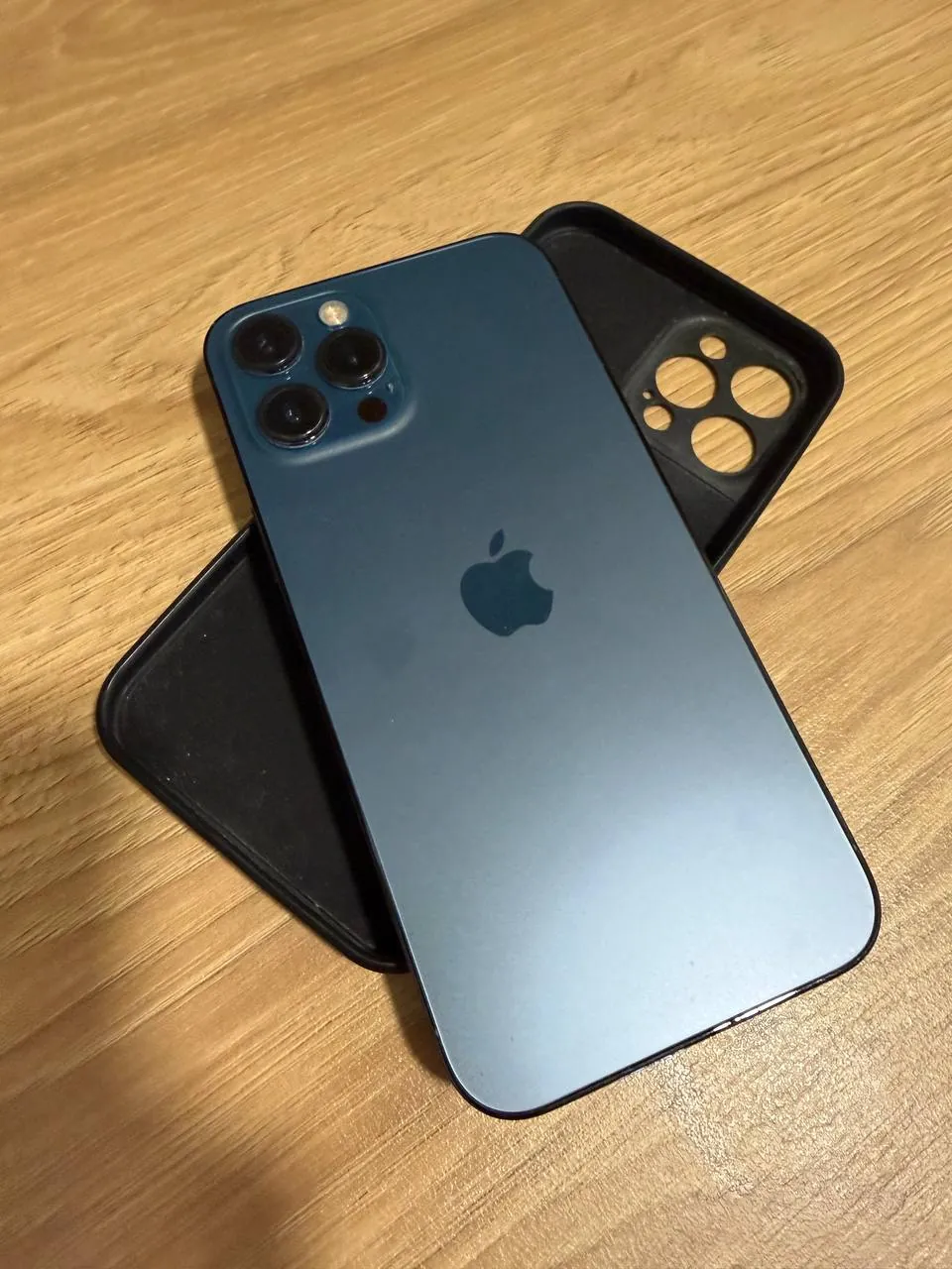 IPhone 12 Pro Max 256 ГБ Белград 2