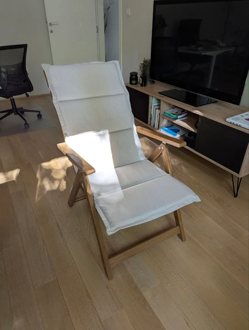 Складные стулья и стол IKEA JYSK Нови-Сад 2