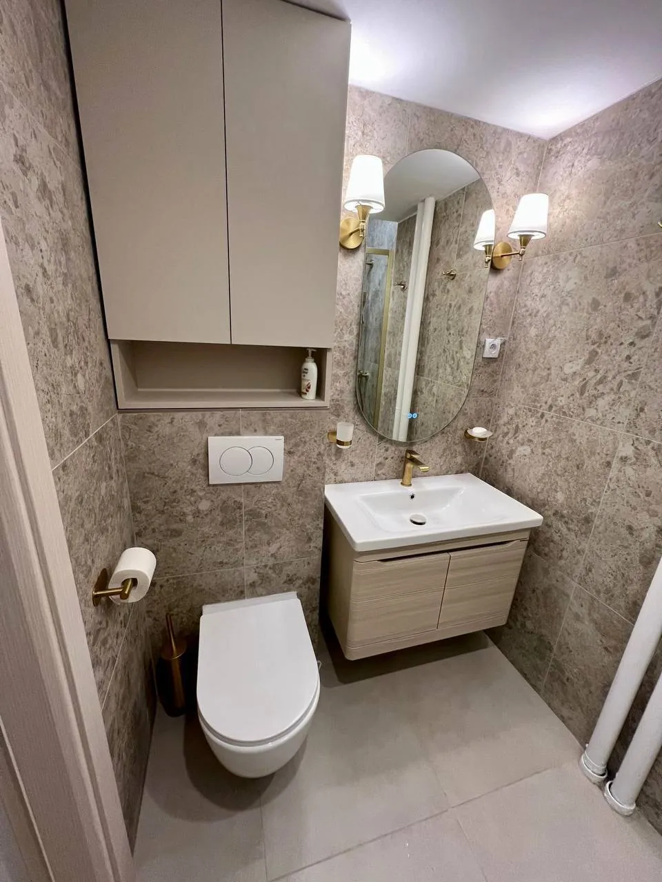 Трёхкомнатная квартира 80 м² на Врачаре Катаничева 2