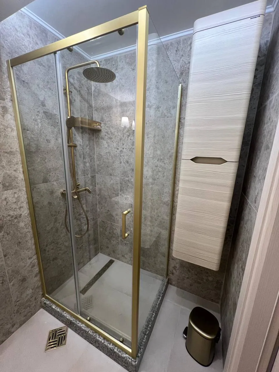Трёхкомнатная квартира 80 м² на Врачаре Катаничева 1