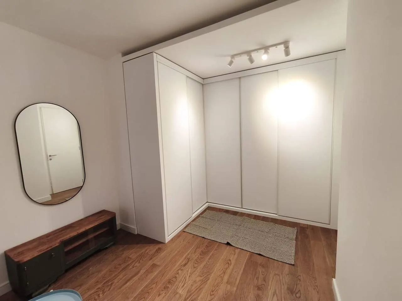 Трёхкомнатная квартира 99 м² с балконом на Врачаре 10