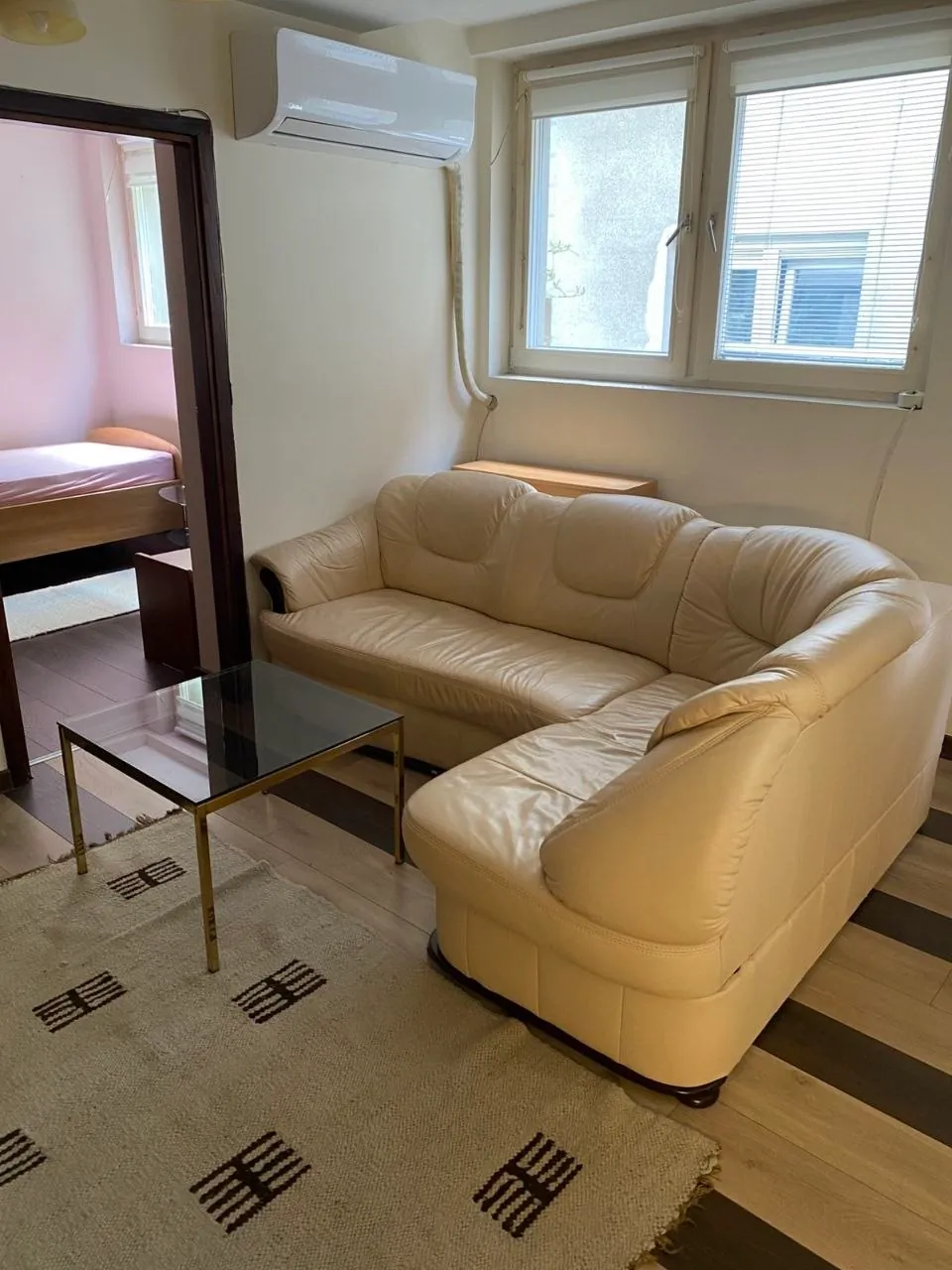 Трёхкомнатная квартира 90 м² Врачар Неимар с новой техникой 3