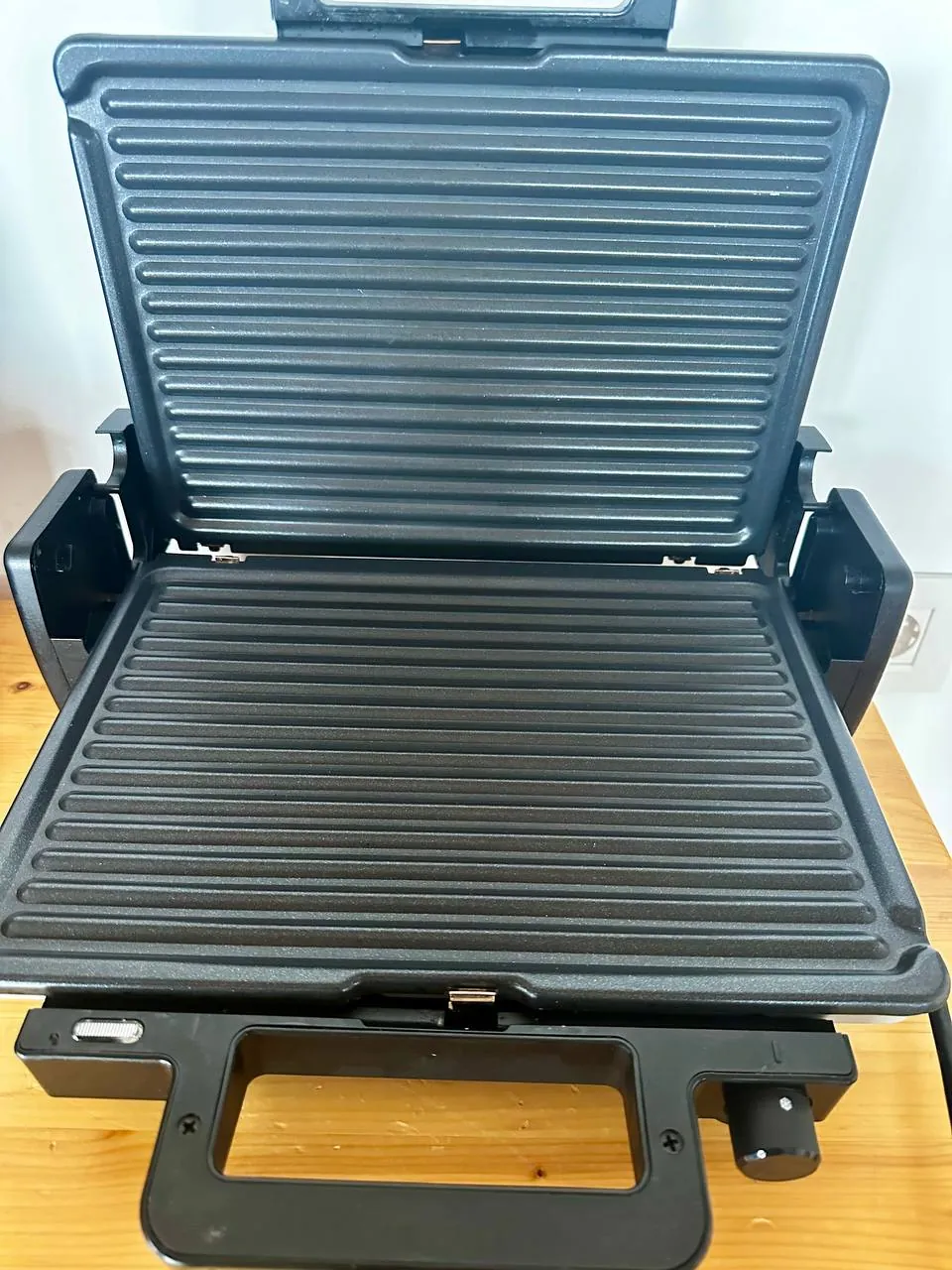 Контактный гриль Bosch TCG3302 Белград Чукарица 1