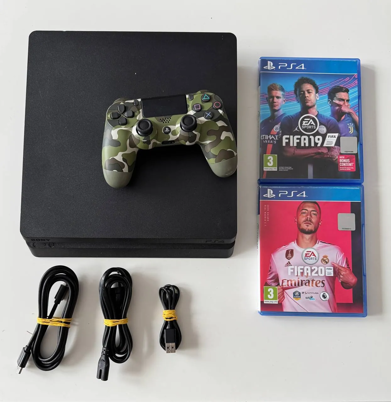 Sony PlayStation 4 Slim 1 ТБ с играми Белград 1