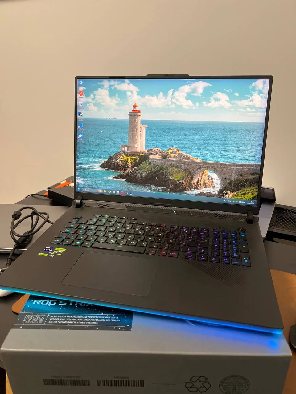 Ноутбук ASUS ROG Strix SCAR 18 i9-14900HX RTX 4090 1