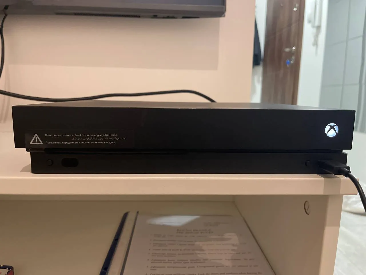 Xbox One X 1 ТБ Нови-Сад 3