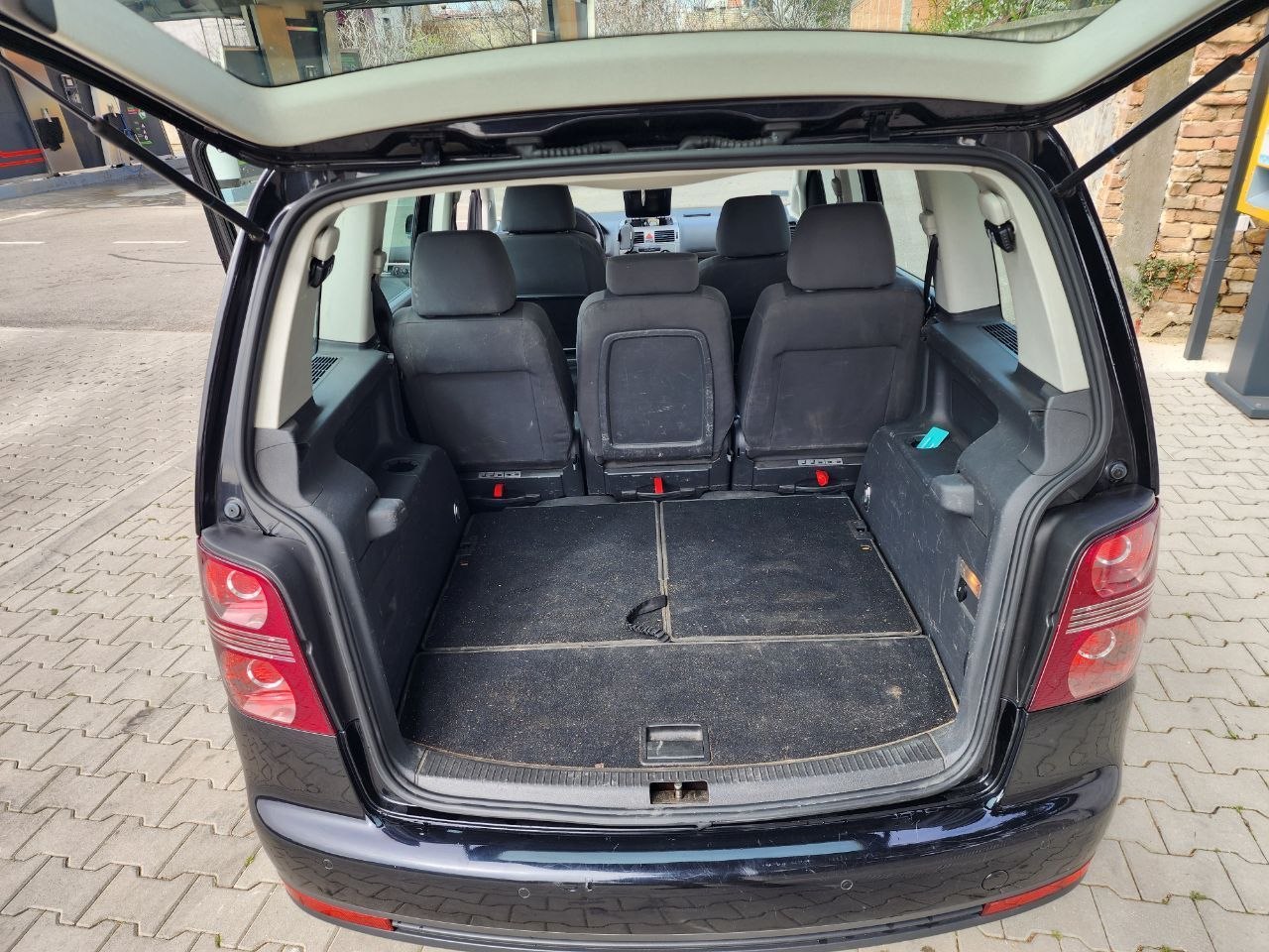 Volkswagen Touran 2.0 TDI 2008 7 мест 3