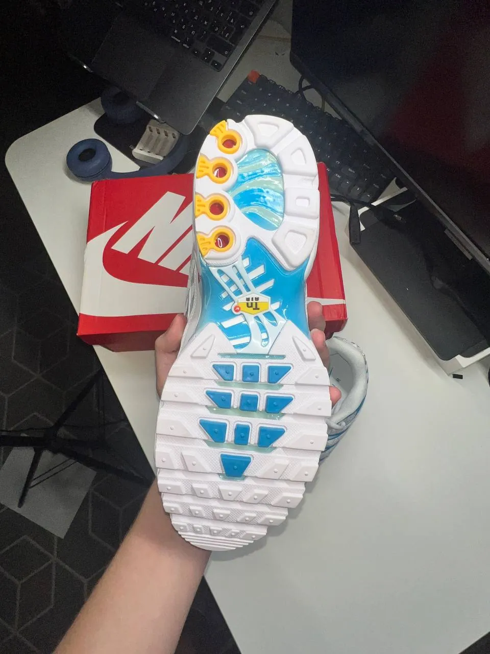 Миниатюра 4