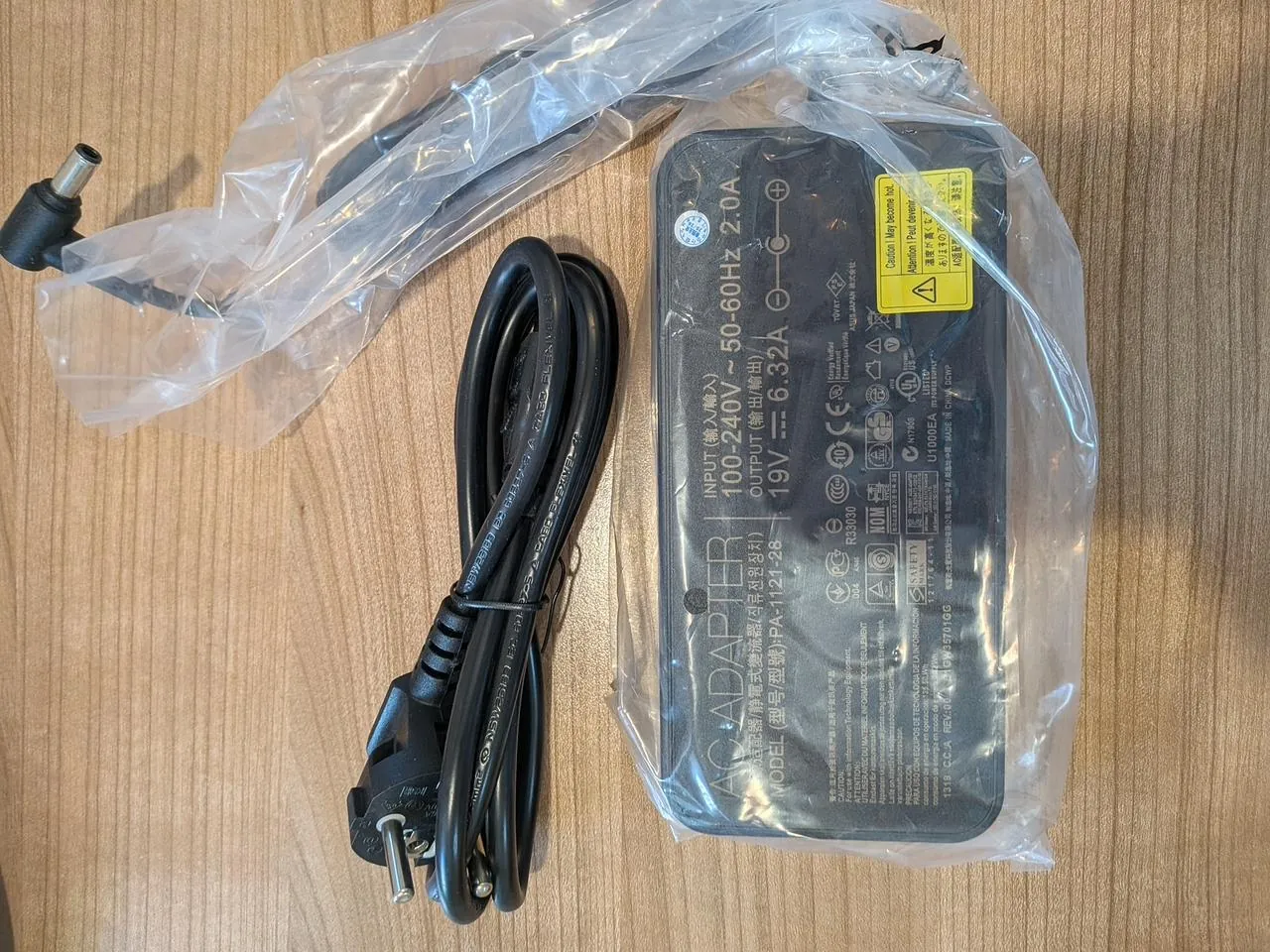 Ноутбук Acer Aspire i3 и аксессуары Врачар 4