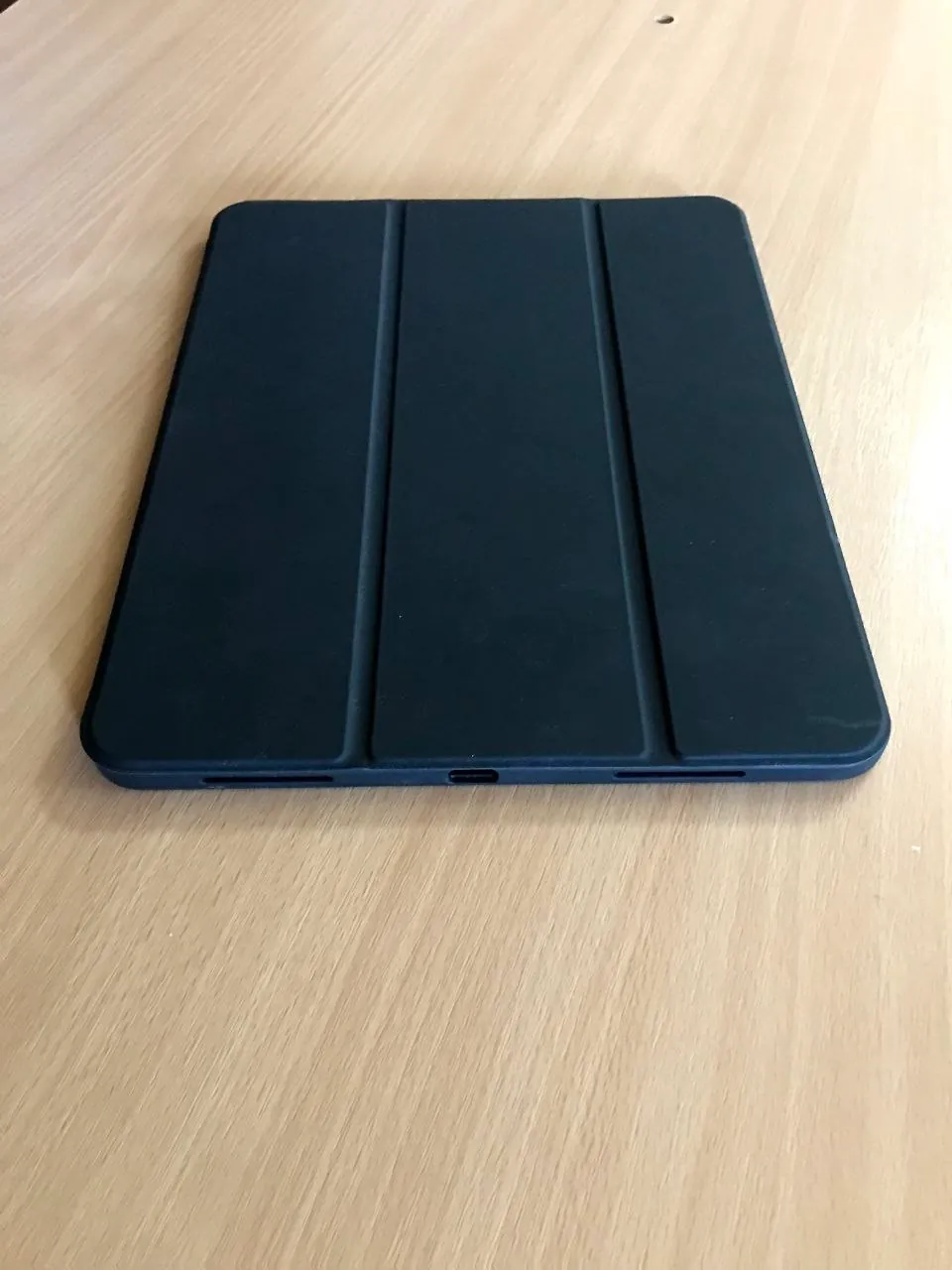 Чехол-книжка для iPad с отсеком для Apple Pencil 1