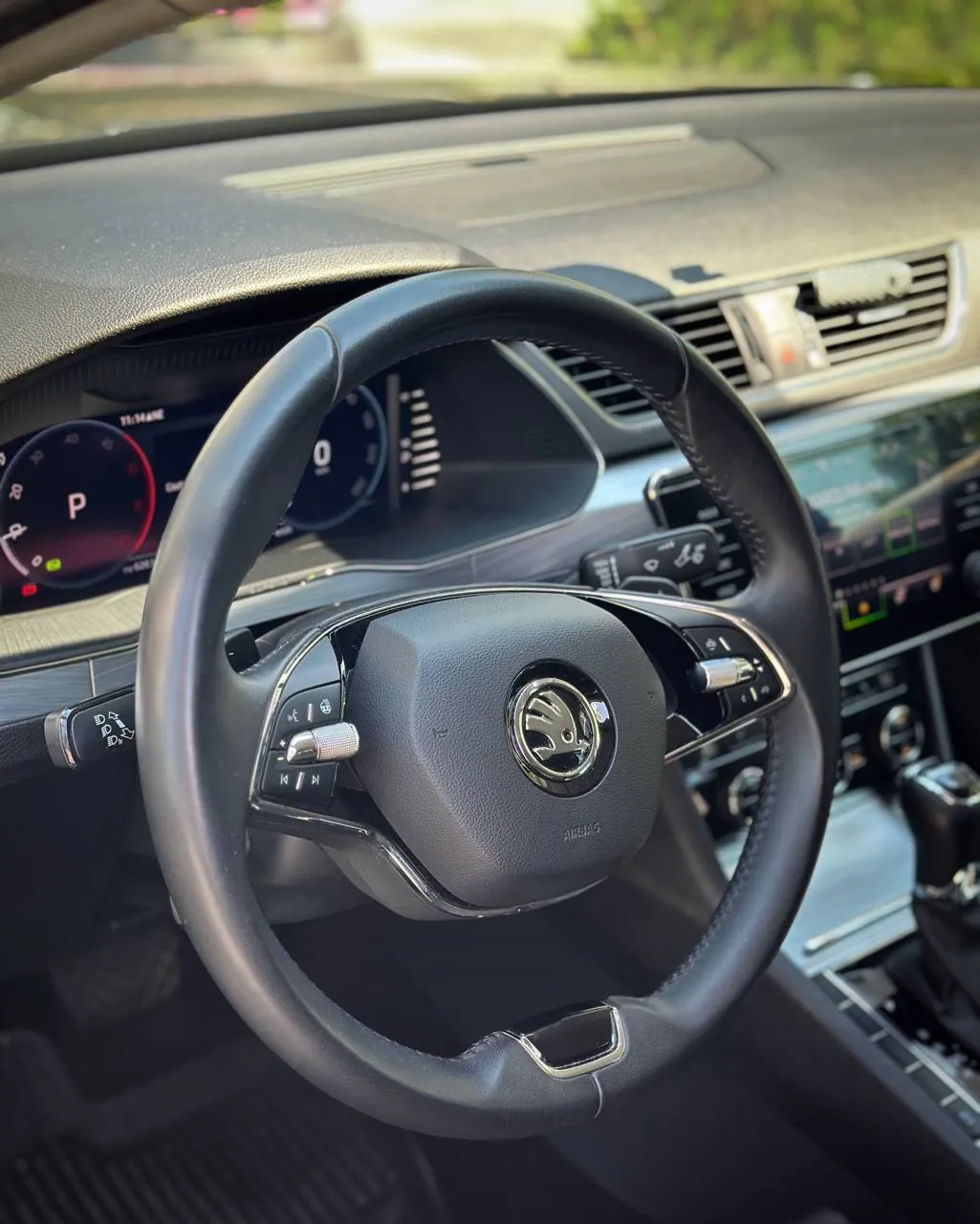 Skoda Superb 2023 2.0 TDI АКПП Белград 6