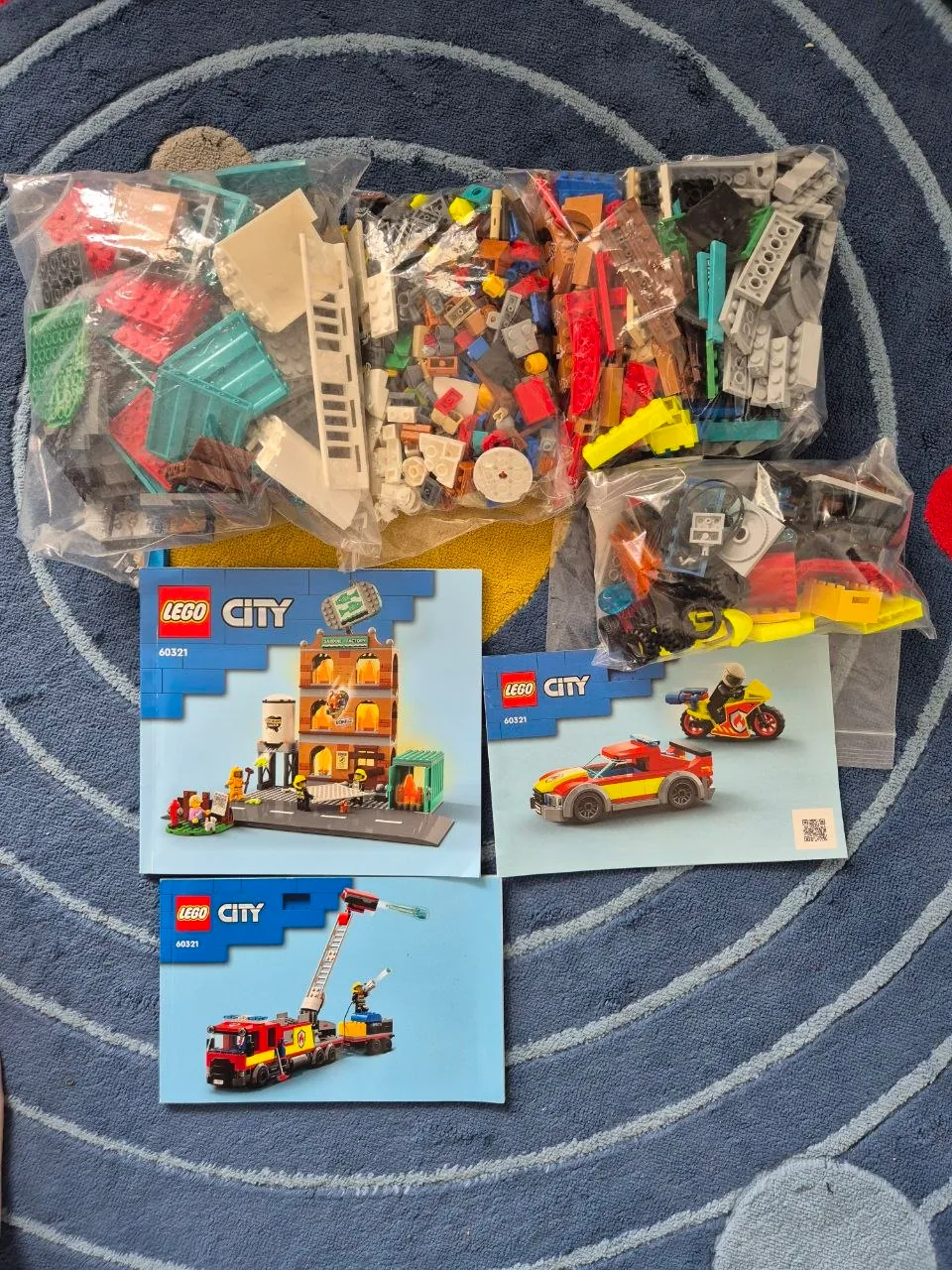 Четыре набора LEGO в отличном состоянии 7