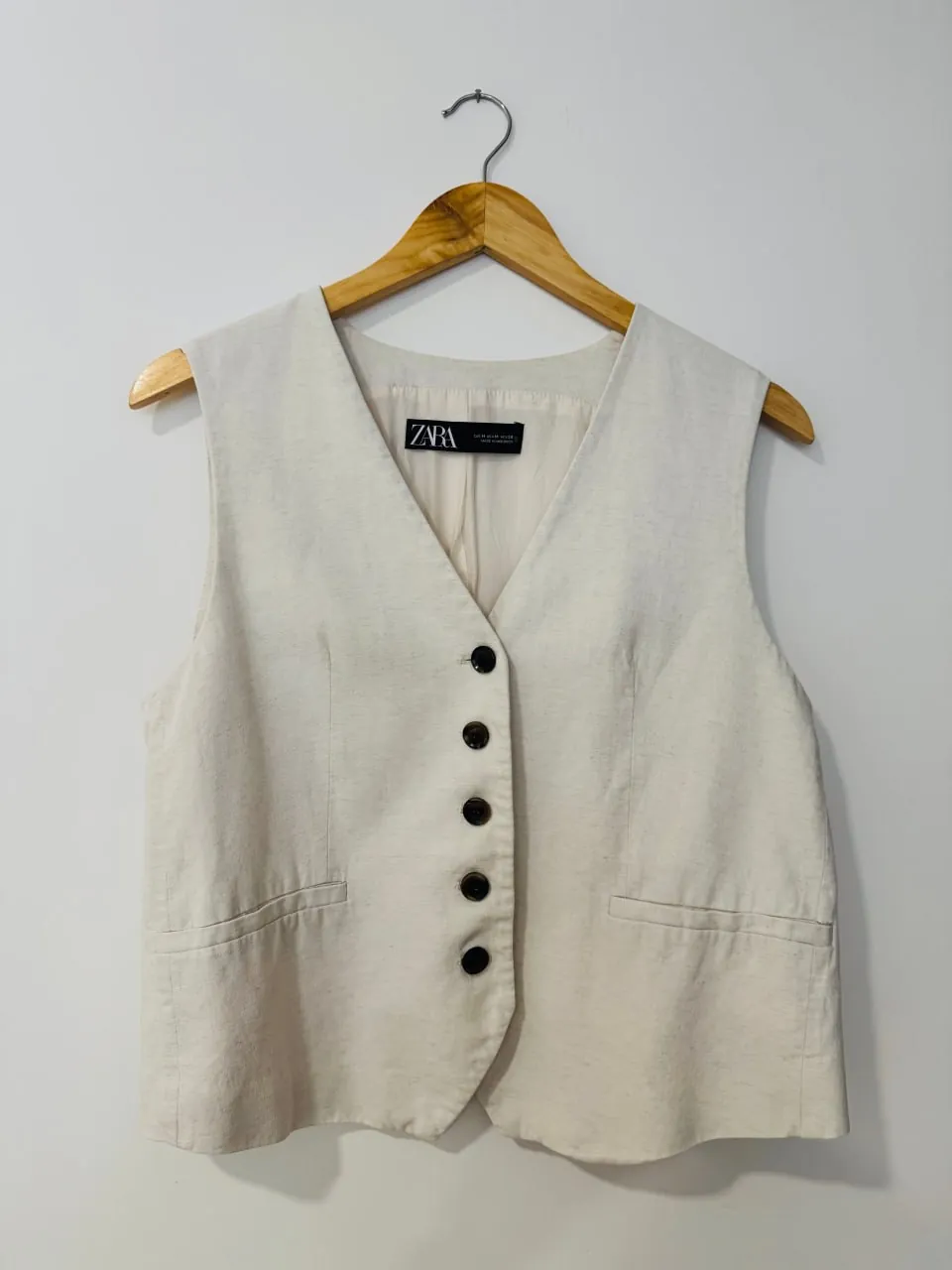 Женская одежда Zara Massimo Dutti Oysho жилеты брюки сарафан Нови-Сад 1