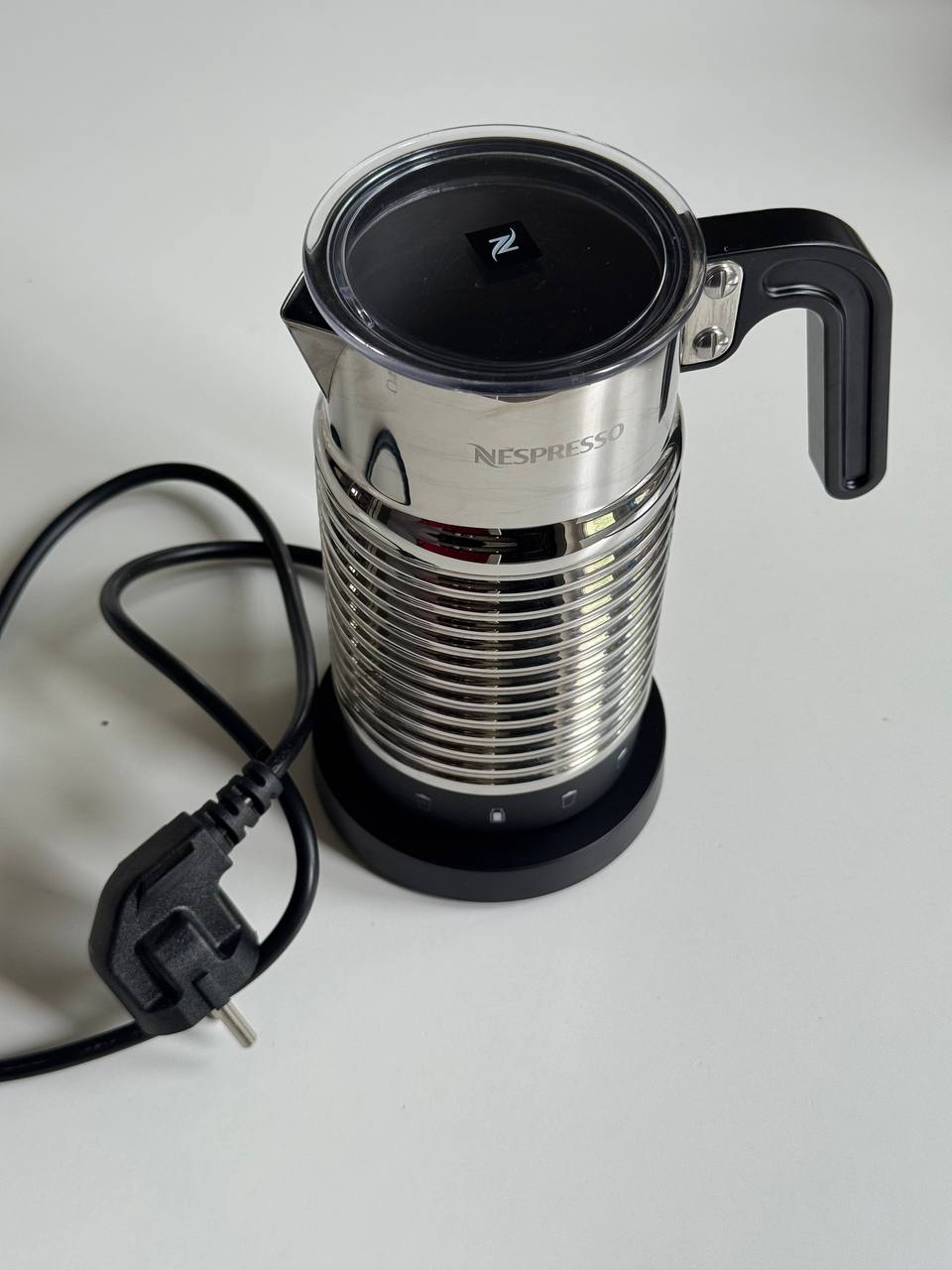 Аэрогриль Xiaomi и капучинатор Nespresso 2