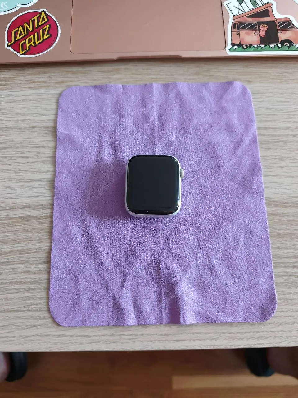 Apple Watch 4 44мм и SE 44мм Nike Белград 5