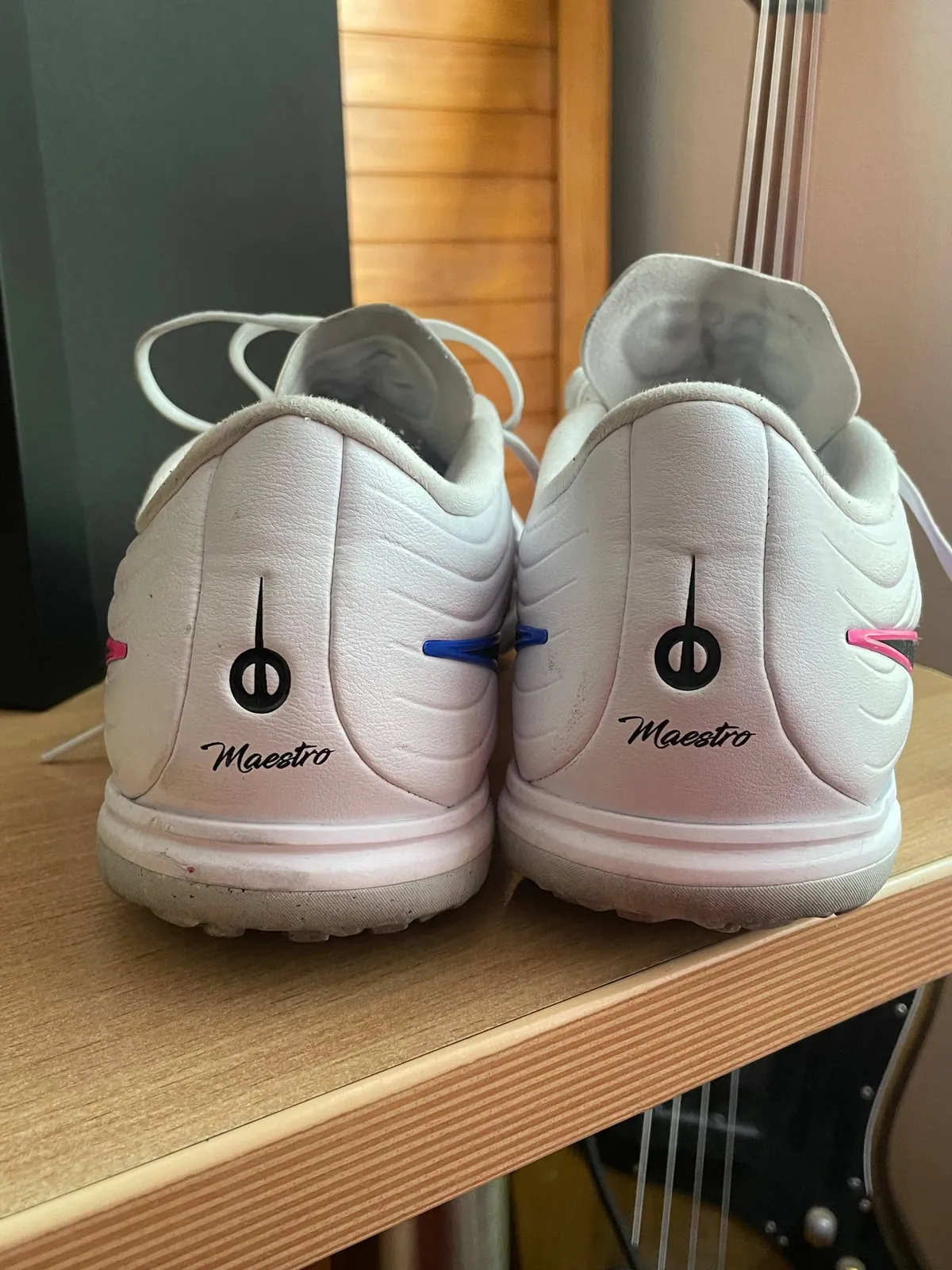 Кроссовки Nike сороконожки Белград 5