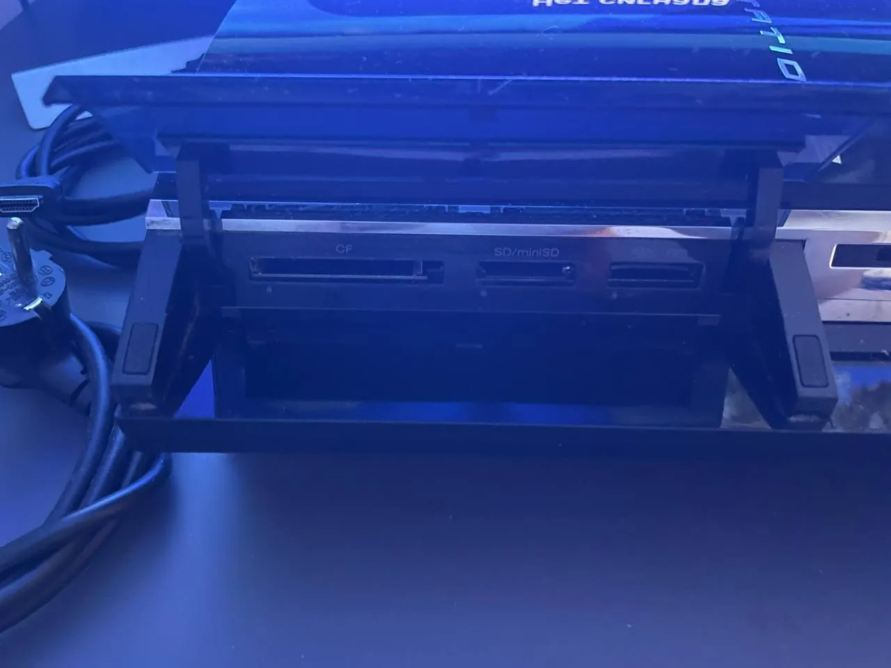 PlayStation 3 240 ГБ прошитая с аксессуарами 3