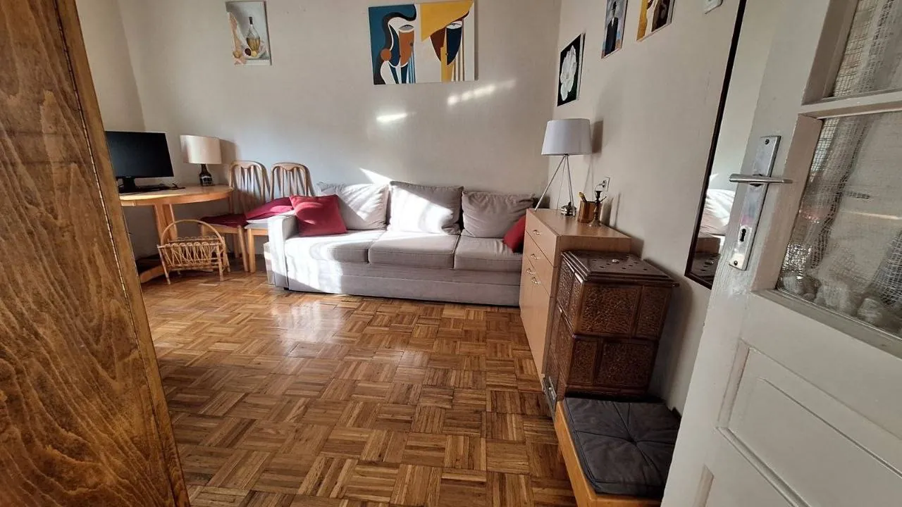 Двухкомнатная квартира 40 м² в Звездаре 8