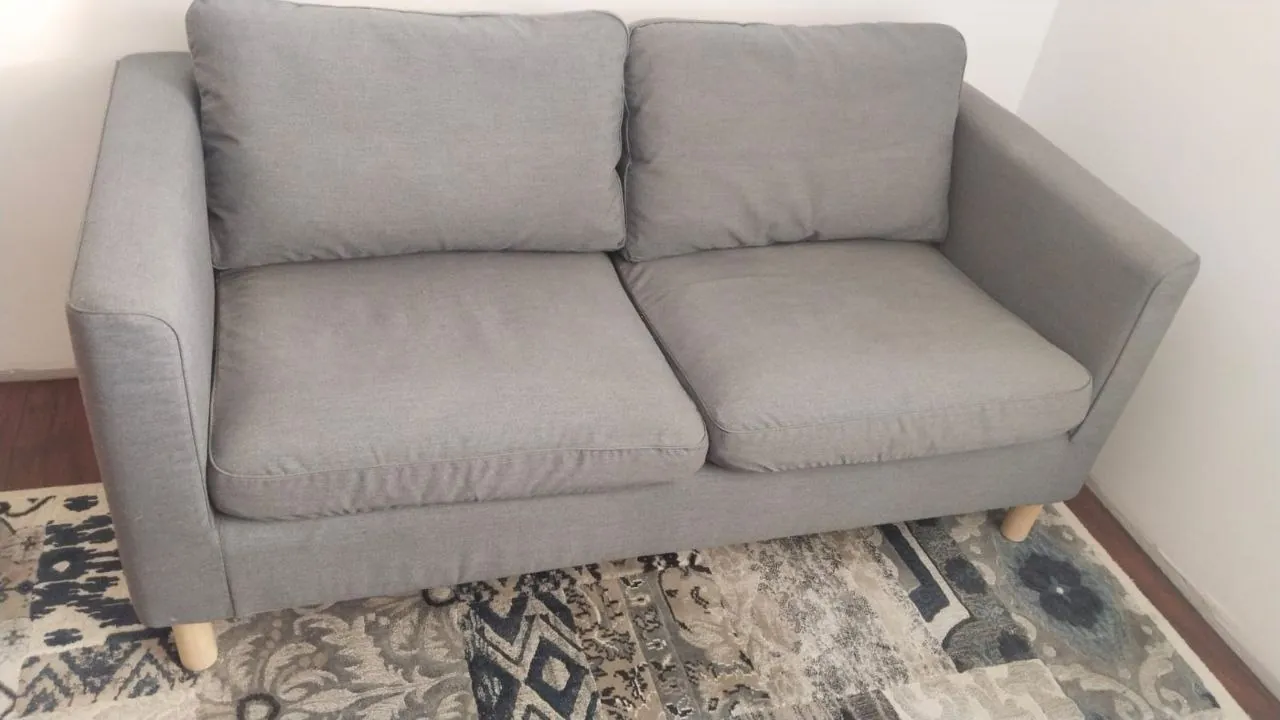 Двухместный диван IKEA без спального места Болеч 5