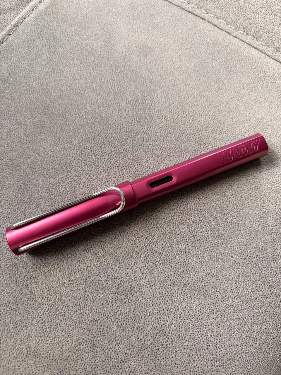 Перьевая ручка Lamy Al-star перо F с конвертером 1
