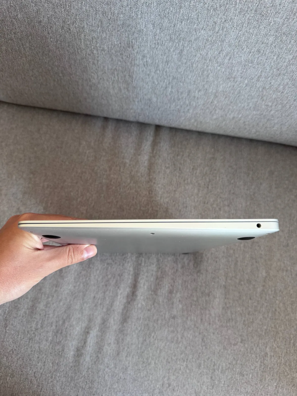 MacBook Air 13 M1 8GB 256GB аккумулятор 81% 4