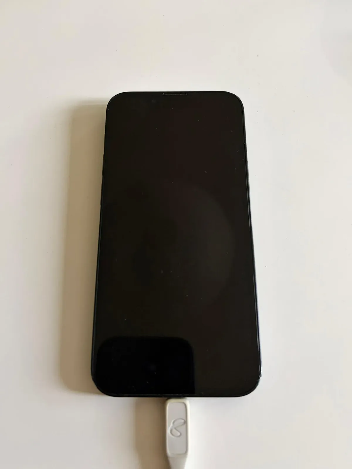 IPhone 13 mini 128 ГБ с небольшими царапинами Белград 2
