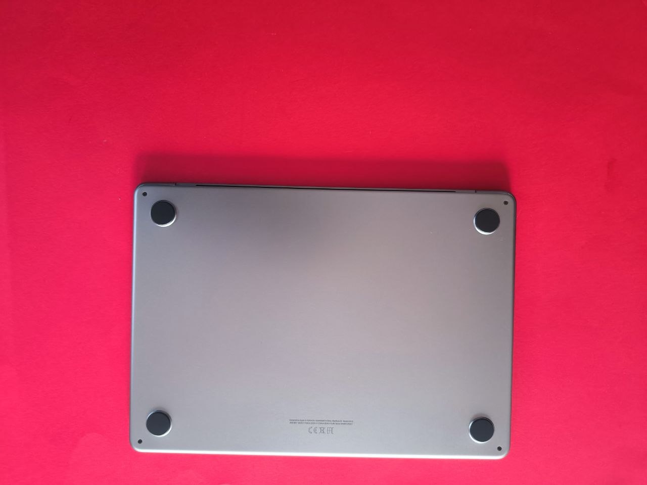 MacBook Air 13 M3 2024 8 256 4