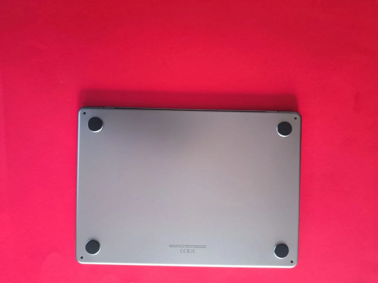 MacBook Air 13 M3 2024 8 256 4